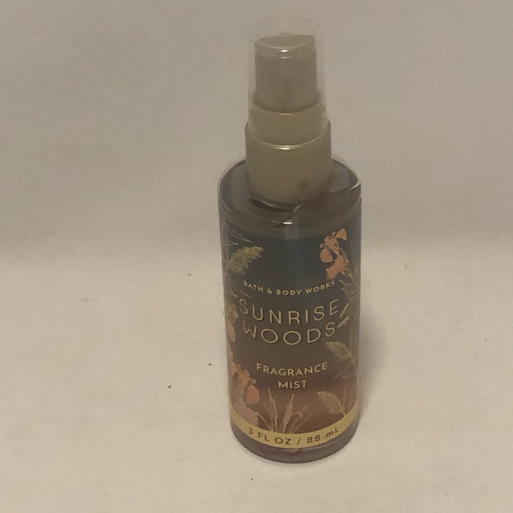Bath & Body Works Sunrise Woods Fragrance Mist – Brown & Gold Accents